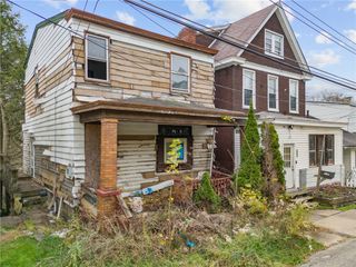 206 Alries St, Carrick, PA 15201