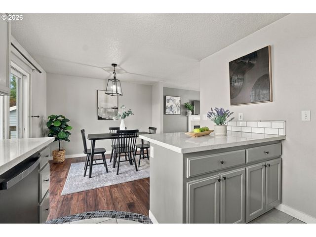 770 Sw SCOTSMAN Ct, Dundee, OR 97115