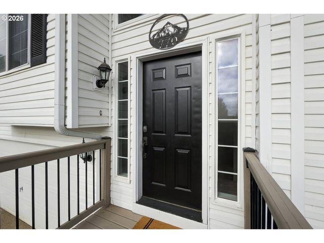 770 Sw SCOTSMAN Ct, Dundee, OR 97115