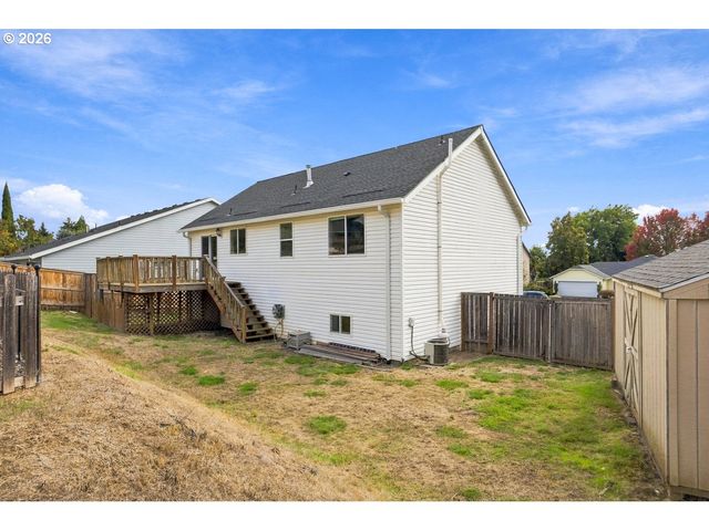 770 Sw SCOTSMAN Ct, Dundee, OR 97115