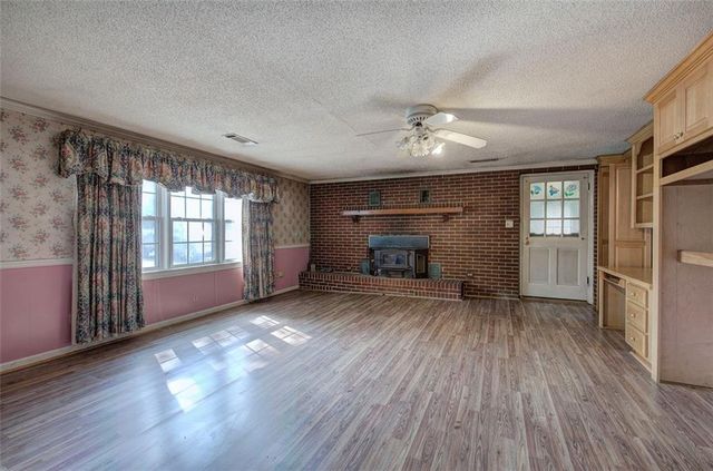 626 JONES MILL Road, Cartersville, GA 30120