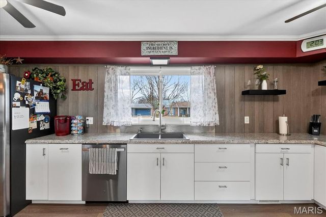 104 Debra Drive, Fairview Heights, IL 62208