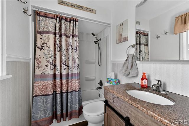 104 Debra Drive, Fairview Heights, IL 62208