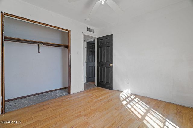 10705 TEXARKANA Place, El Paso, TX 79924