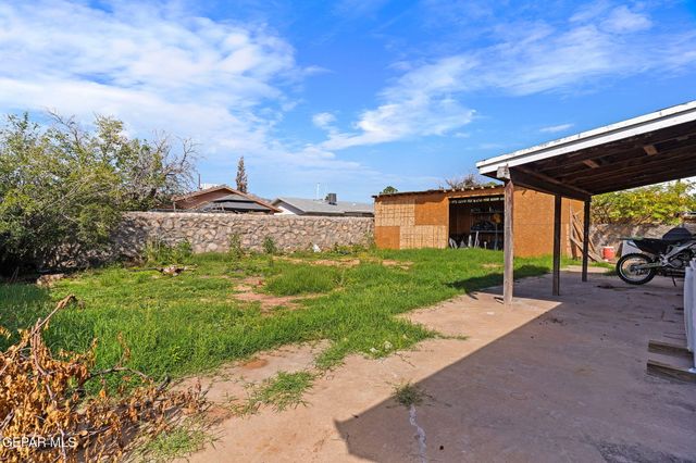 10705 TEXARKANA Place, El Paso, TX 79924