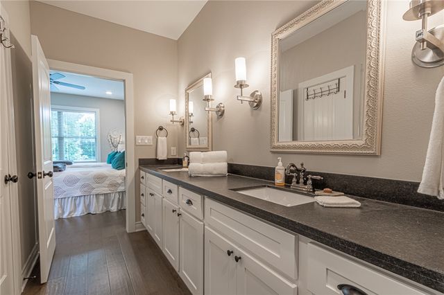 301 West 31st Street 201, Bryan, TX 77803