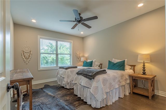 301 West 31st Street 201, Bryan, TX 77803