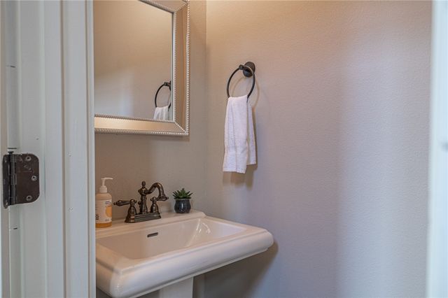 301 West 31st Street 201, Bryan, TX 77803