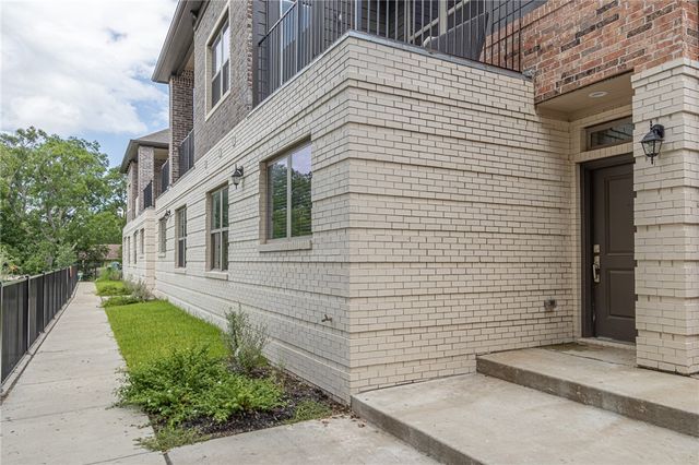 301 West 31st Street 201, Bryan, TX 77803