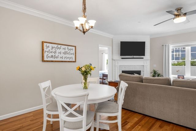 12 Ocean Pines Dr 1, Bourne, MA 02562