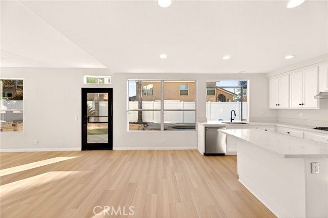 30409 Corte Santalina, Murrieta, CA 92563