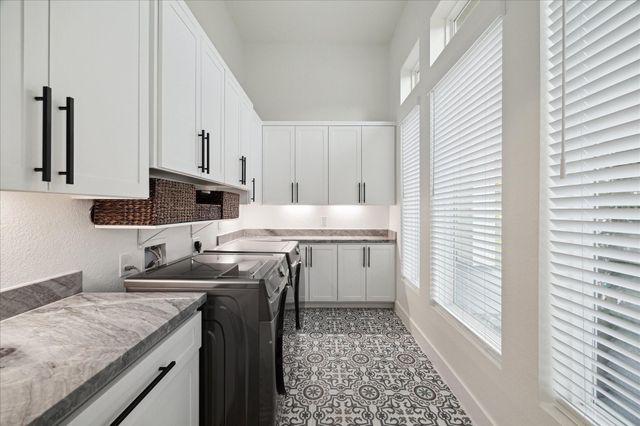 671 Road 6609, Dayton, TX 77535