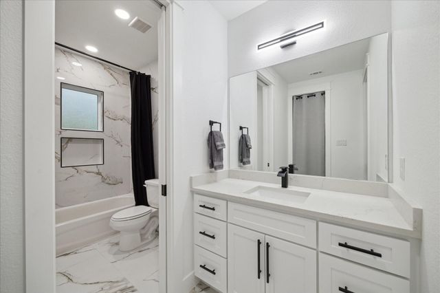 671 Road 6609, Dayton, TX 77535