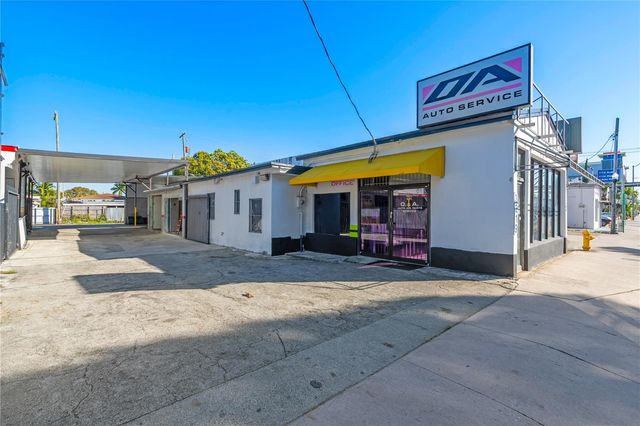 3219 SW 8TH STREET, Miami, FL 33135