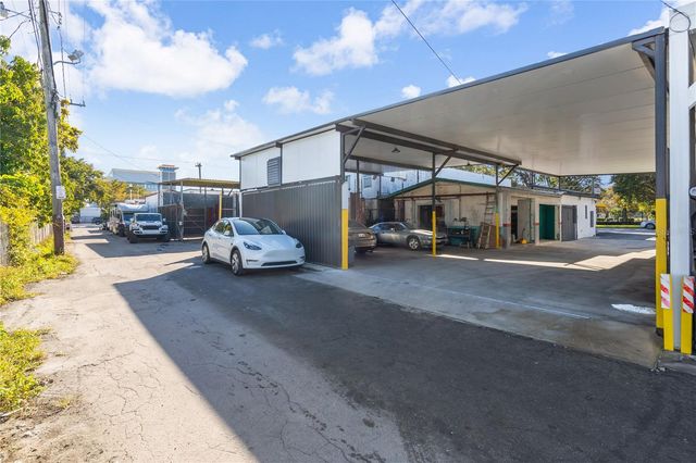3219 SW 8TH STREET, Miami, FL 33135