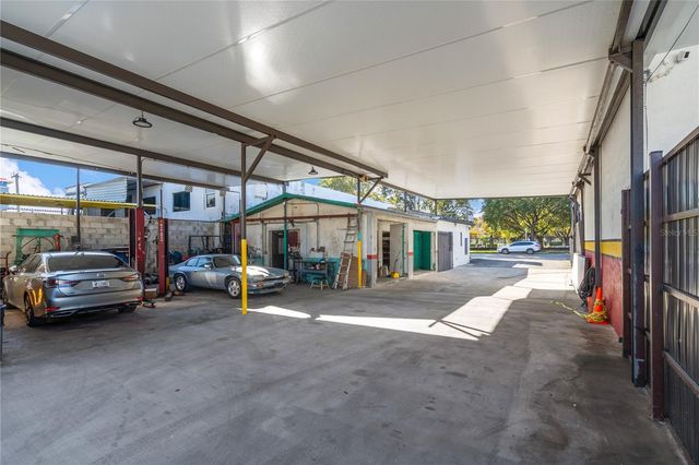 3219 SW 8TH STREET, Miami, FL 33135