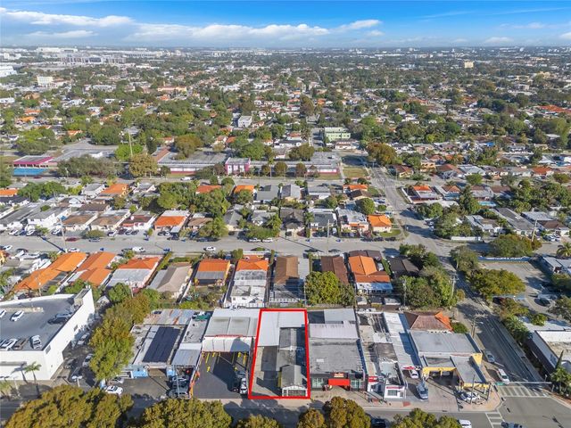 3219 SW 8TH STREET, Miami, FL 33135