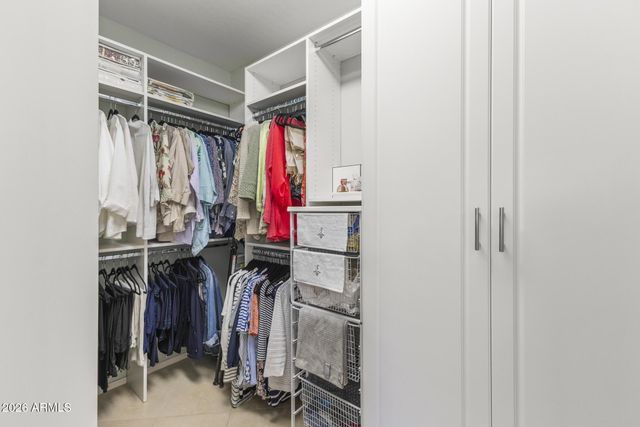 21248 N MARIPOSA GROVE Lane, Surprise, AZ 85387