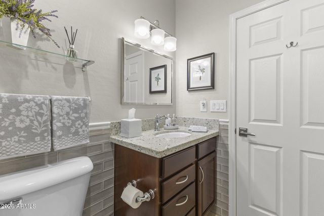 21248 N MARIPOSA GROVE Lane, Surprise, AZ 85387