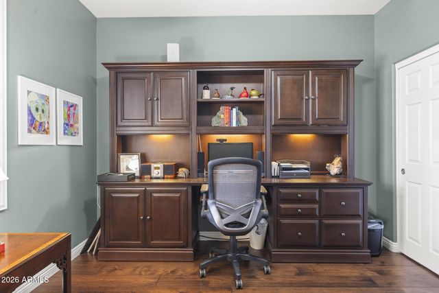 21248 N MARIPOSA GROVE Lane, Surprise, AZ 85387