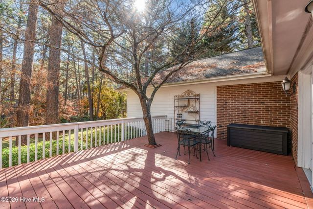 265 Fairway Drive, Southern Pines, NC 28387