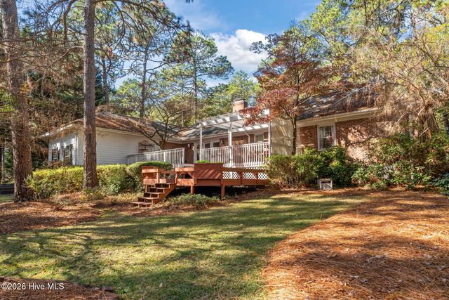 265 Fairway Drive, Southern Pines, NC 28387