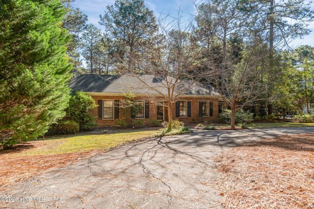 265 Fairway Drive, Southern Pines, NC 28387
