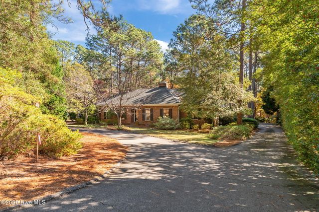 265 Fairway Drive, Southern Pines, NC 28387