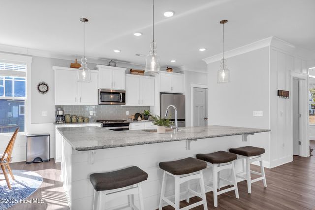 172 Everett Park Trail, Holly Ridge, NC 28445