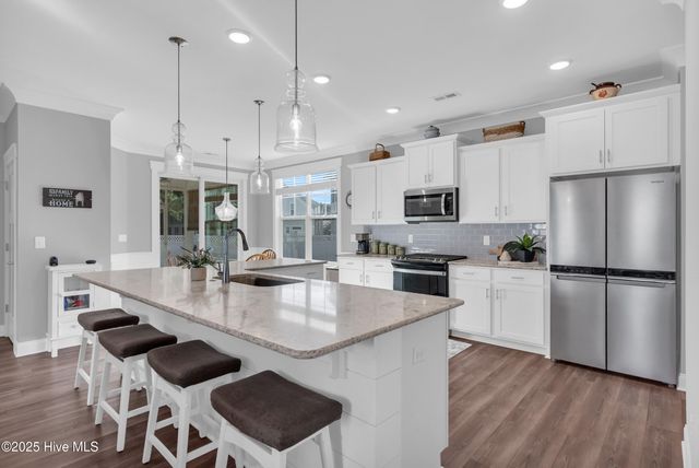 172 Everett Park Trail, Holly Ridge, NC 28445