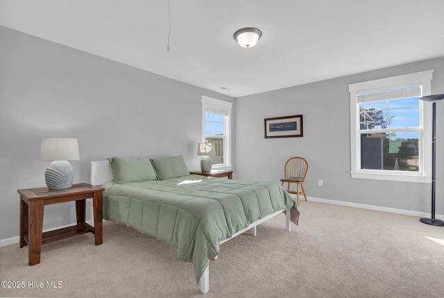 172 Everett Park Trail, Holly Ridge, NC 28445