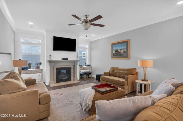 172 Everett Park Trail, Holly Ridge, NC 28445