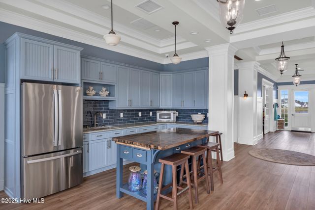 172 Everett Park Trail, Holly Ridge, NC 28445