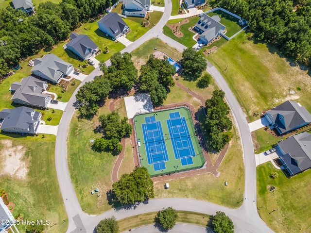 172 Everett Park Trail, Holly Ridge, NC 28445