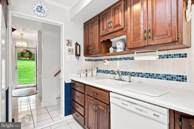 2541 N FEATHERING LN, Media, PA 19063