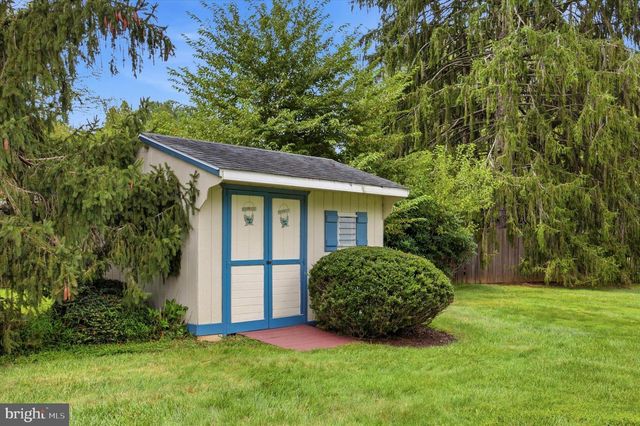 2541 N FEATHERING LN, Media, PA 19063