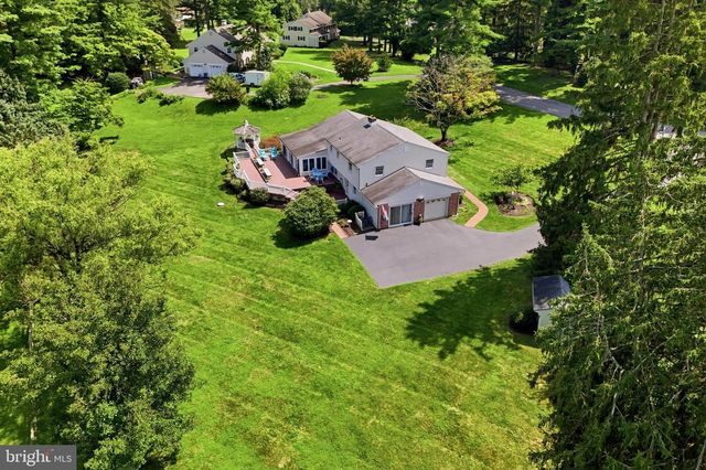 2541 N FEATHERING LN, Media, PA 19063
