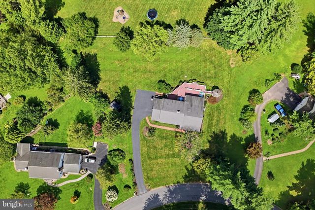 2541 N FEATHERING LN, Media, PA 19063