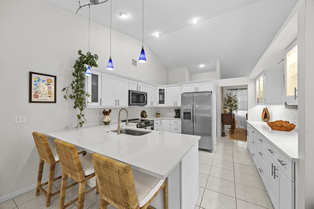 10859 Cambay Circle, Boynton Beach, FL 33437