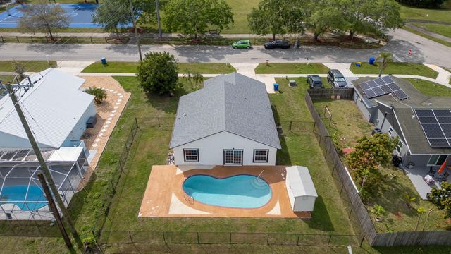 1240 Grandview Circle, Royal Palm Beach, FL 33411