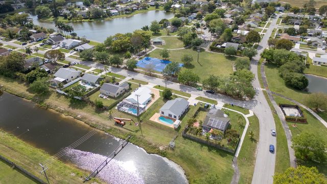 1240 Grandview Circle, Royal Palm Beach, FL 33411
