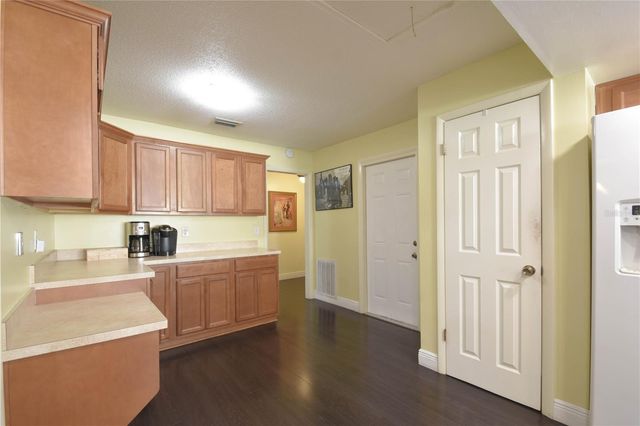 433 CENTER STREET, Altamonte Springs, FL 32701