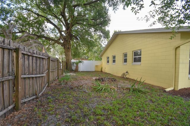 433 CENTER STREET, Altamonte Springs, FL 32701