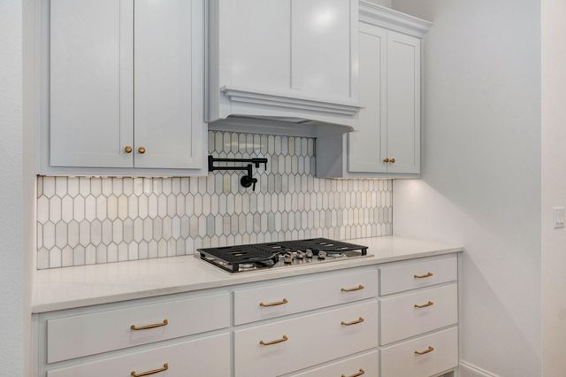 2187 N Silver Charm Avenue, Springfield, MO 65802