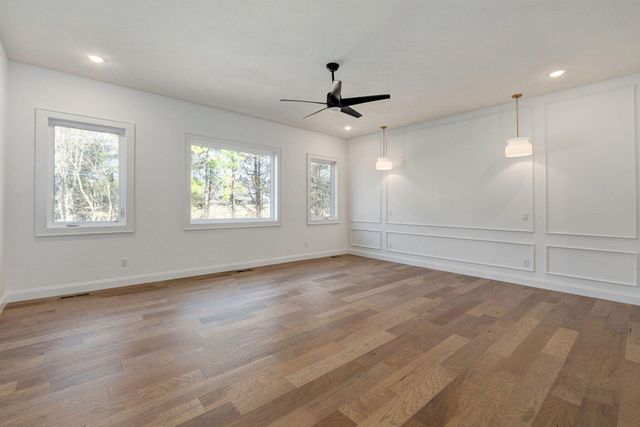 2187 N Silver Charm Avenue, Springfield, MO 65802