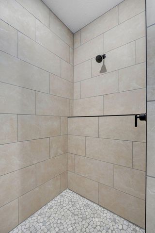 2187 N Silver Charm Avenue, Springfield, MO 65802