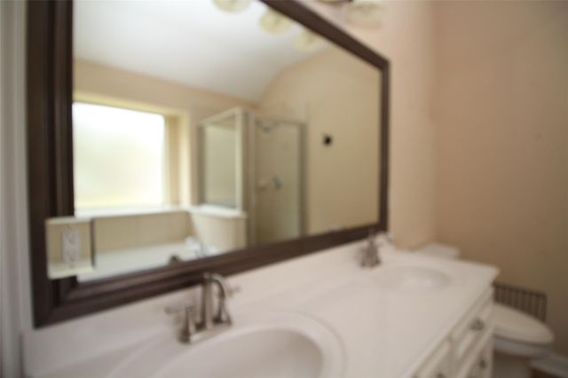 1504 Glen Oaks Drive, Conroe, TX 77385