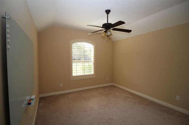 1504 Glen Oaks Drive, Conroe, TX 77385