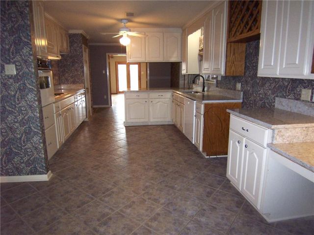 504 TANGLEWOOD Drive, Alexandria, LA 71303