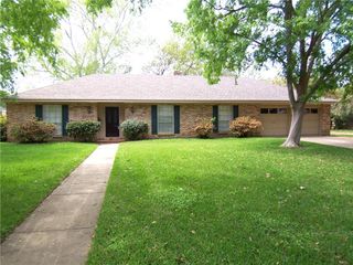 504 TANGLEWOOD Drive, Alexandria, LA 71303